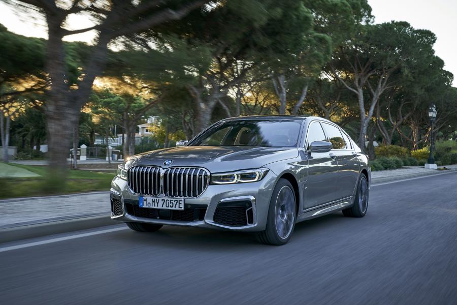  BMW 745Le xDrive M Sport (G12) 2019 года  (WW) (фото 25 из 103)